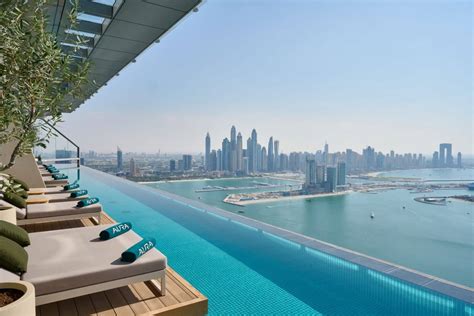 Infinity Pool Dubai .